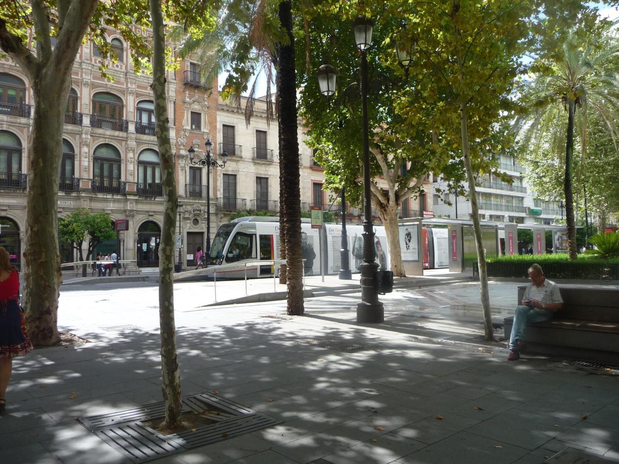 Amplio Apartamento Plaza Nueva 세비야 외부 사진
